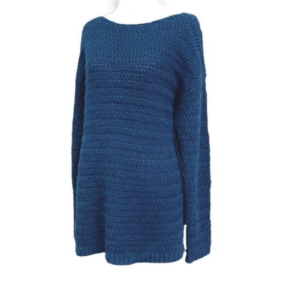 Lord & Taylor oversized knit sweater - Picture 2 of 6